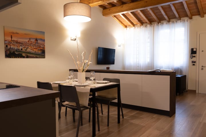 Scuderie 1 | Villa Carobbi Apt