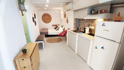 Top performing Airbnb: Bougainvillea Cave Suite - Old Town in Περιφερειακή Ενότητα Μυκόνου