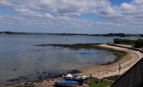 The sea in the house