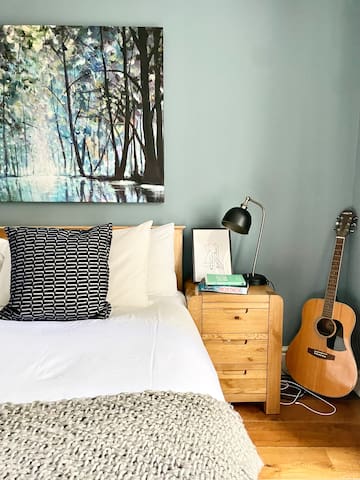2 Bed Apartment in the Heart of Clifton Village gallery image 3
