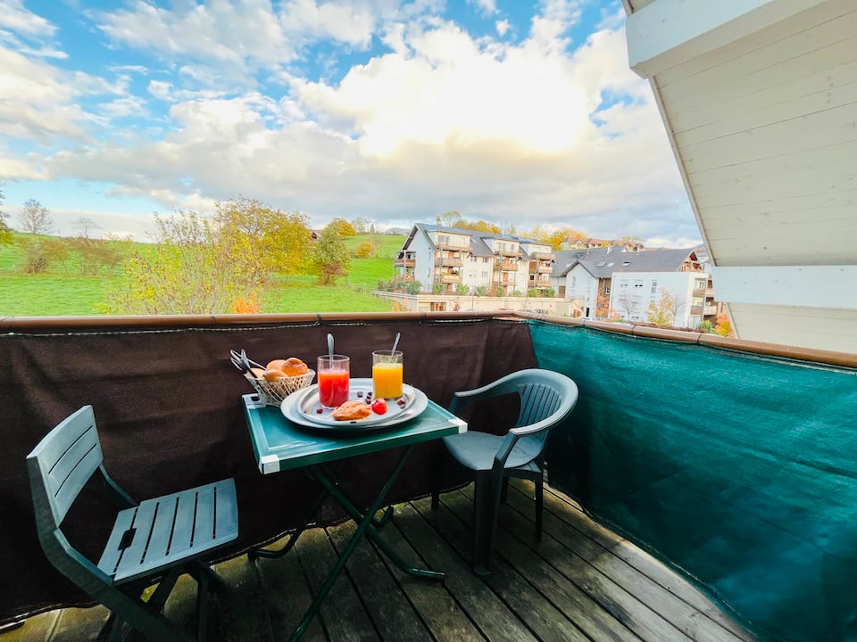 Cocon Nature · Terrasse · Magnifique Vue Montagne — photo 3