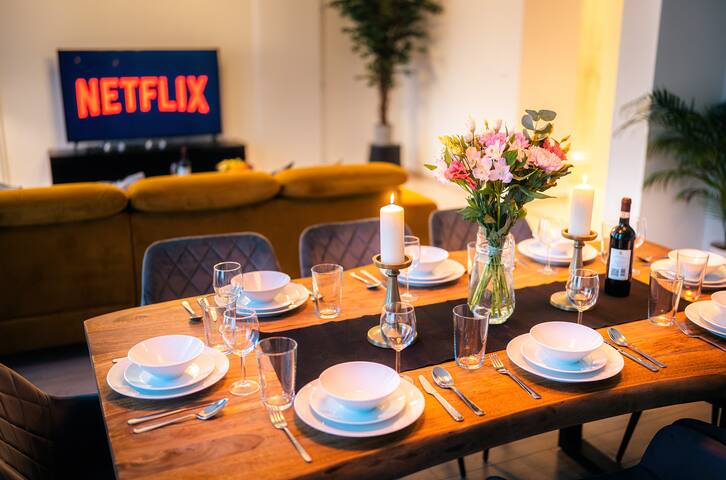 4BR+2Bath Amazing central apartment gallery image 4