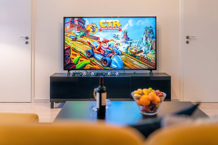 4BR+2Bath Amazing central apartment gallery image 5