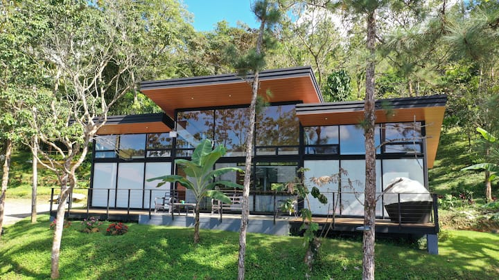 Hyde Hills Luxury Mountain cabin with amazing view