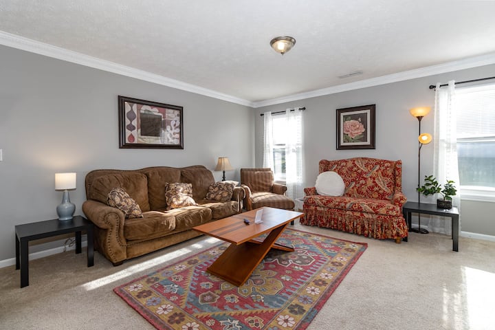 Relaxing Home Near Interstate - Middletown, OH