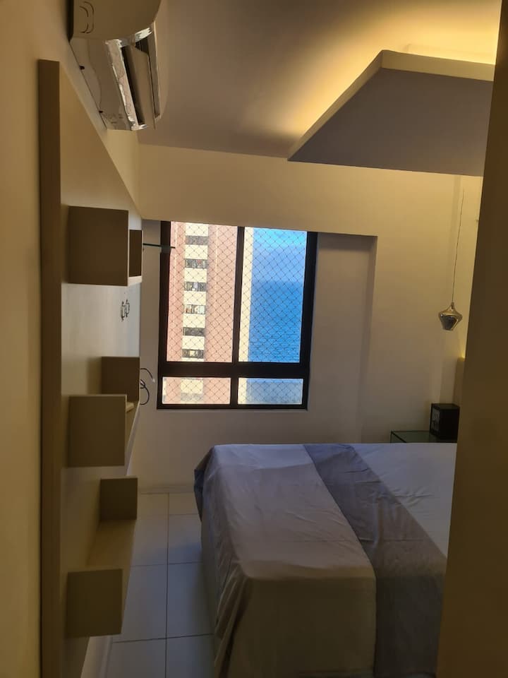 Აპარტამენტი 32"ტელევიზორით,  კონდიცირებული და შავი ფარდით.