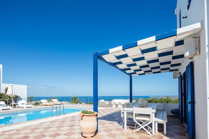 Villa Ocean w/private pool & shared tennis court