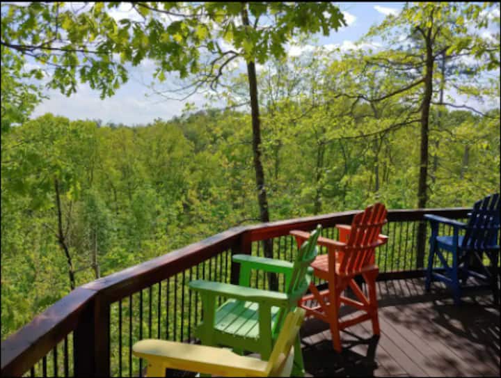 Secluded Cabin w/Hot Tub, View & WiFi Cabins for Rent in Campton