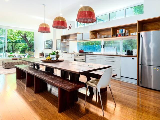 Eclectic Family Home Minutes to Bondi Beach gallery image 2