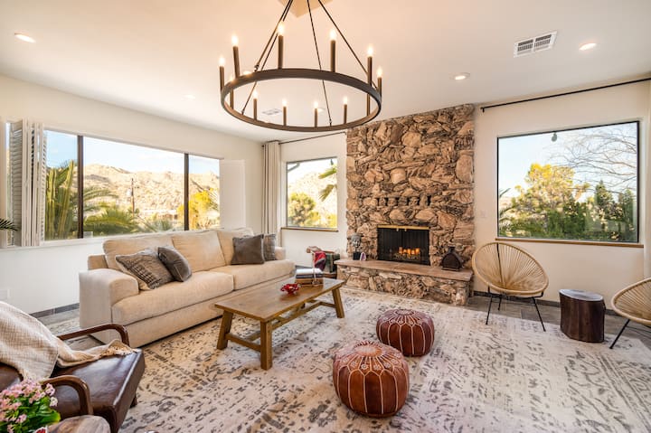 Ridge Oasis • Mountainside, Hot Tub, & Koi Pond - Yucca Valley, CA