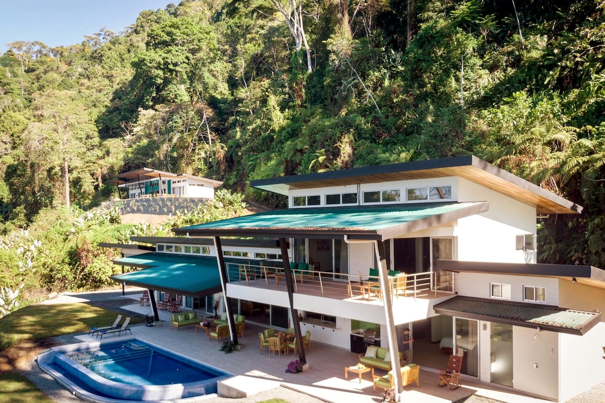 9BR Luxury Villa — 9 bedroom vacation rental in 