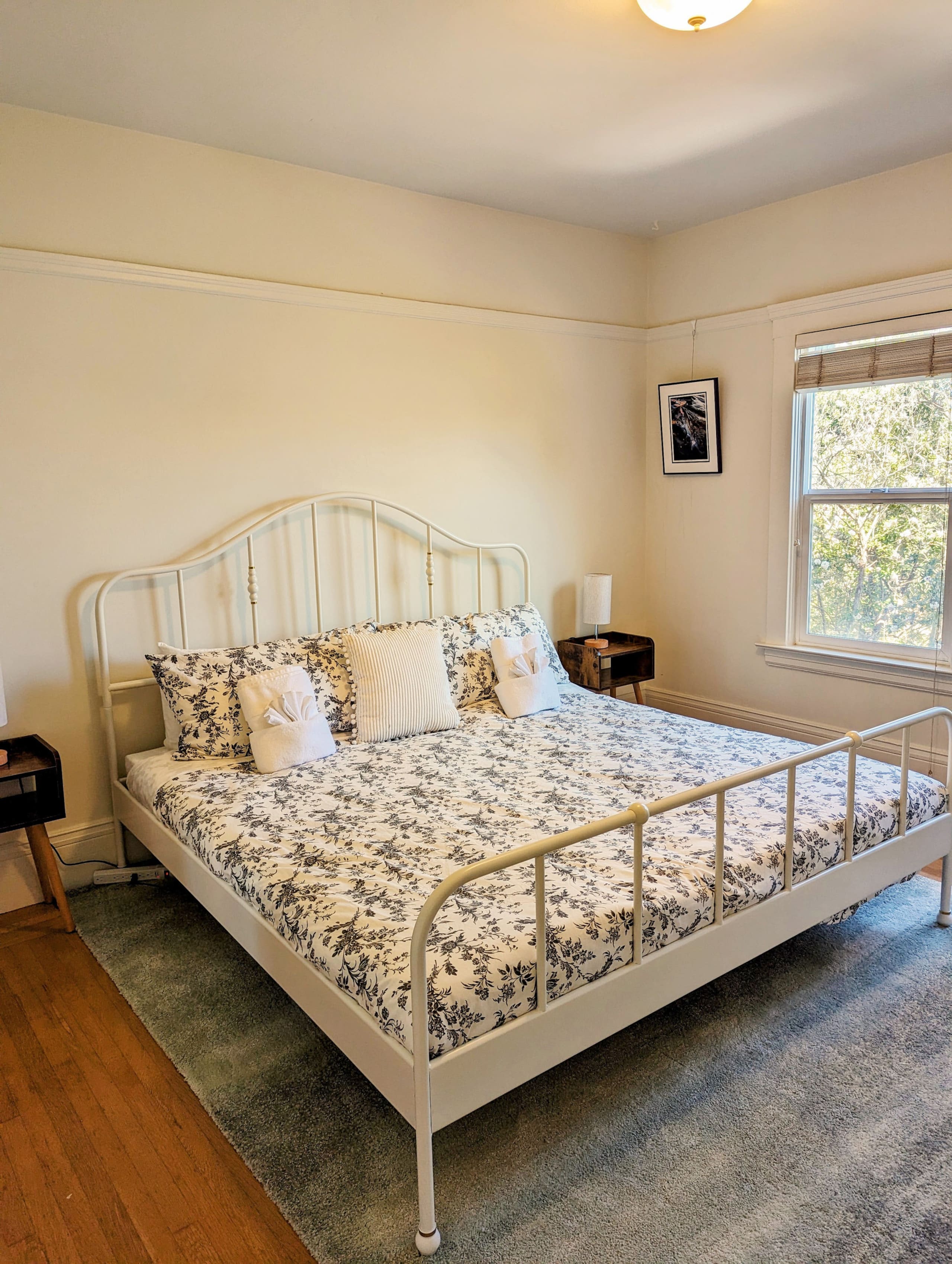 Home in San Francisco · ★4.98 · 2 bedrooms · 3 beds · 1 bath - Image 7