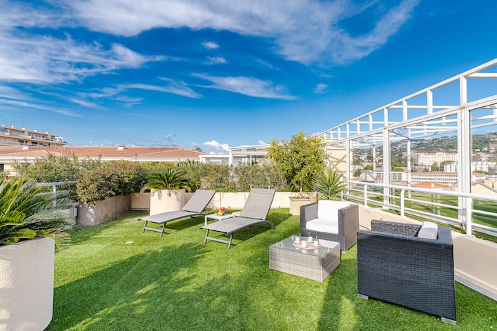 Les Clés D’Azur managed Airbnb listing 2