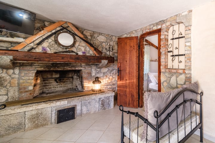 Holiday Home For Up To 7, Pool, Countryside By Sea - San Pietro della Brazza