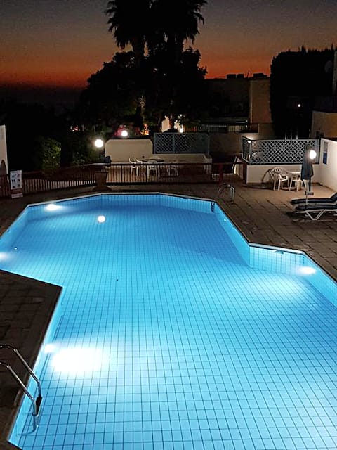 Sea view 3 room apartment - Paphos