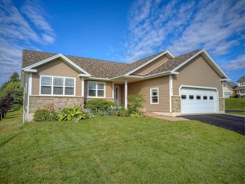 Spacious | Fox Meadow | Beach - Harvest Haven