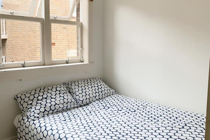 2. spavaća soba sa iznimno udobnim bračnim krevetom