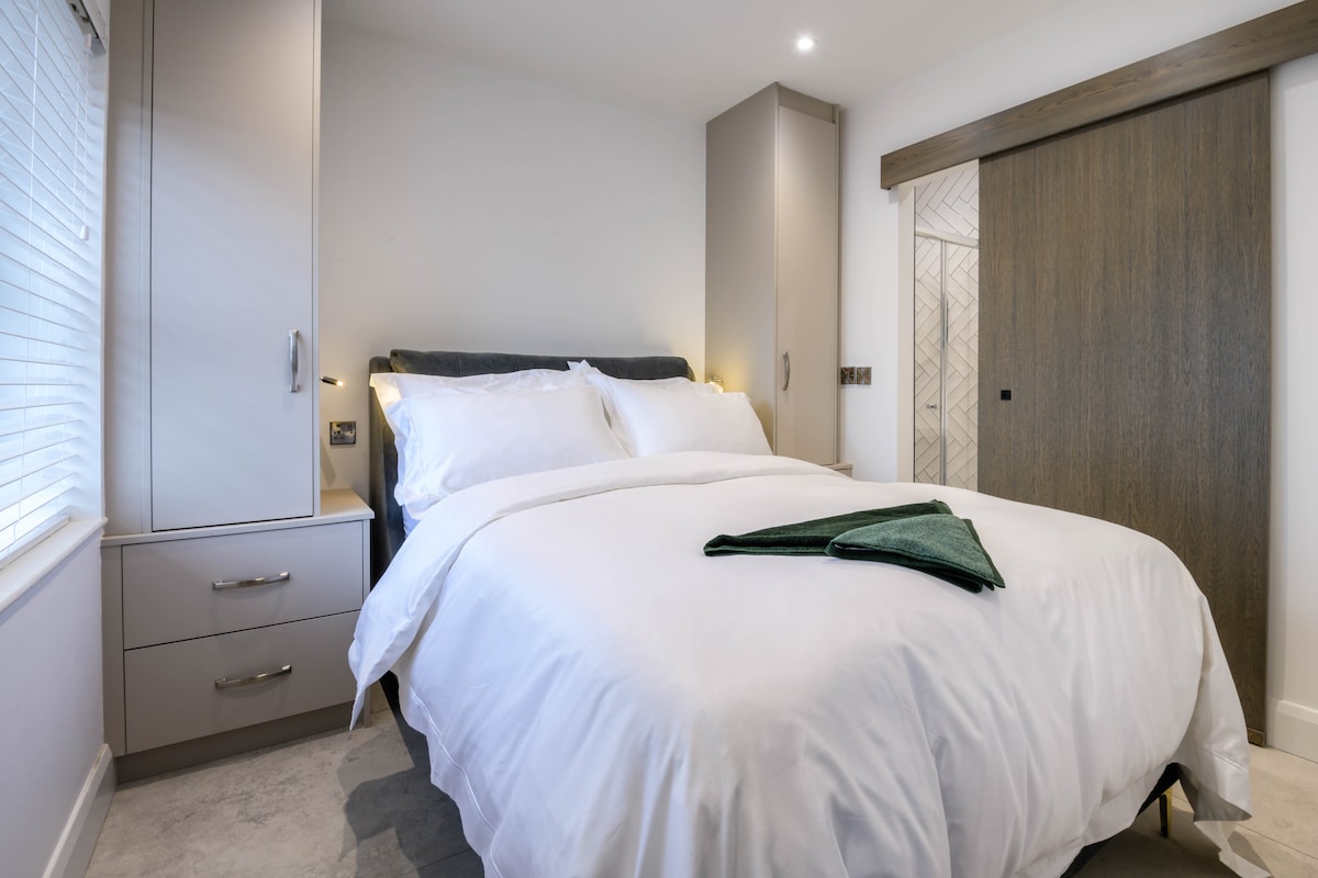 Udobna dvokrevetna soba