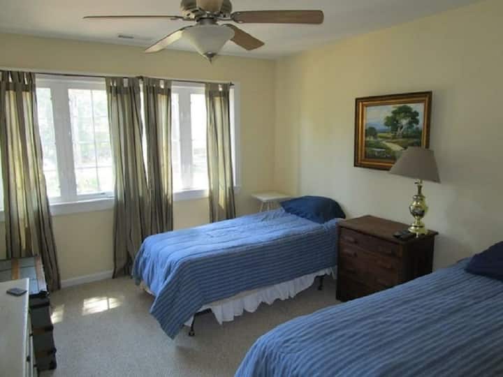 Dormitorio 3, 2 camas individuales.