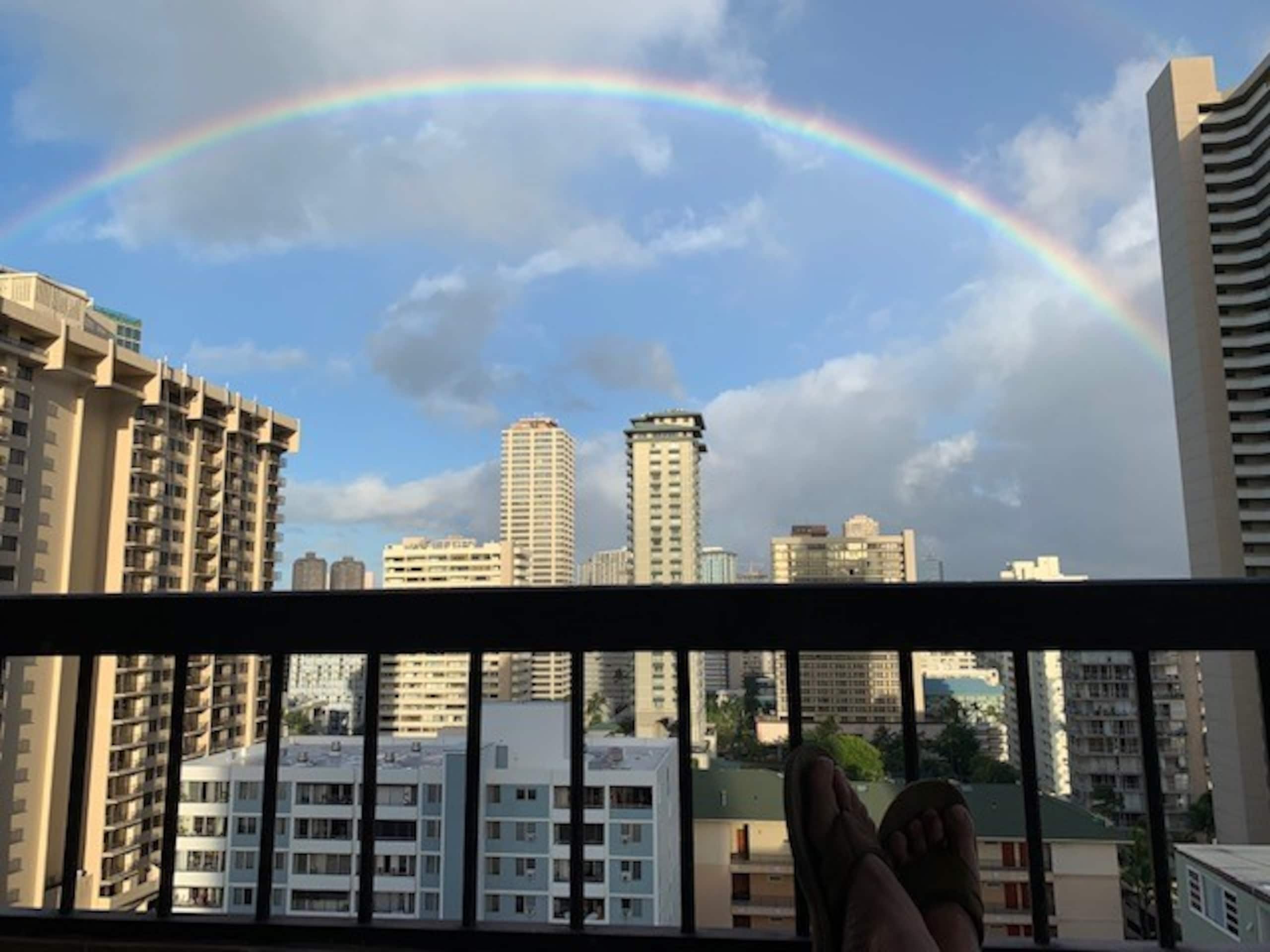 Condo in Honolulu · ★4.7 · 2 bedrooms · 2 beds · 2 private baths - Image 1