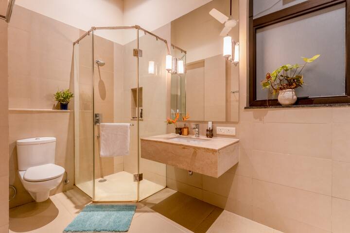 Washroom 01