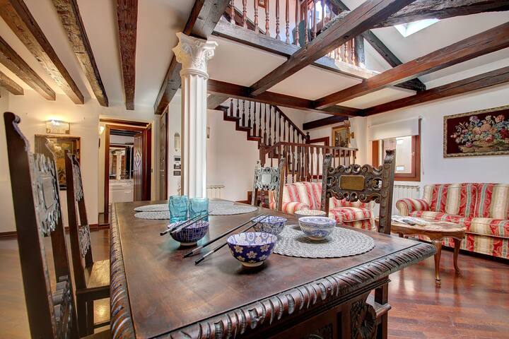 Marcopolo Private~Terrace gallery image 5