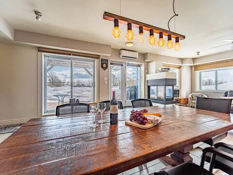 *Riverside* Spacious - Foyer - AC - Wi-Fi