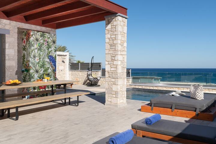 6 Bed Magnificent Seaview Villa with Private Pool gallery image 2