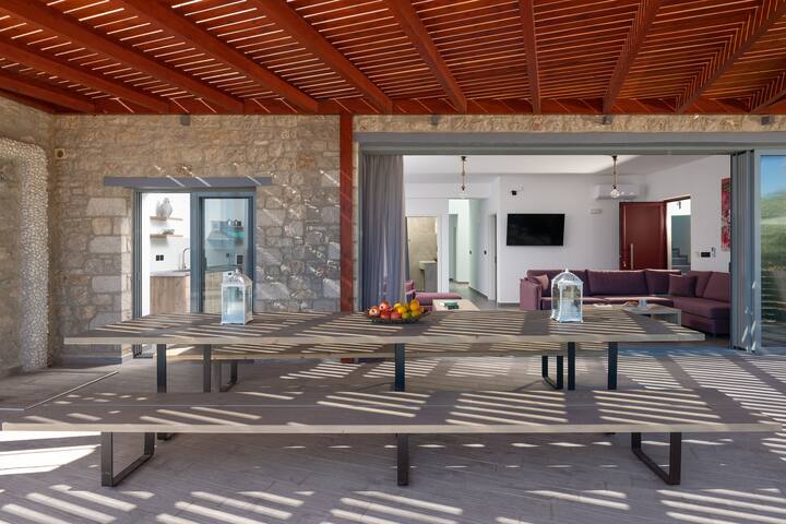 6 Bed Superb Seaview Villa with Private Pool V.5 gallery image 5