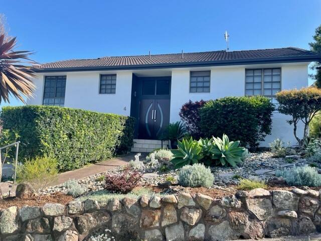 Home in One Mile Beach Forster gallery image 2