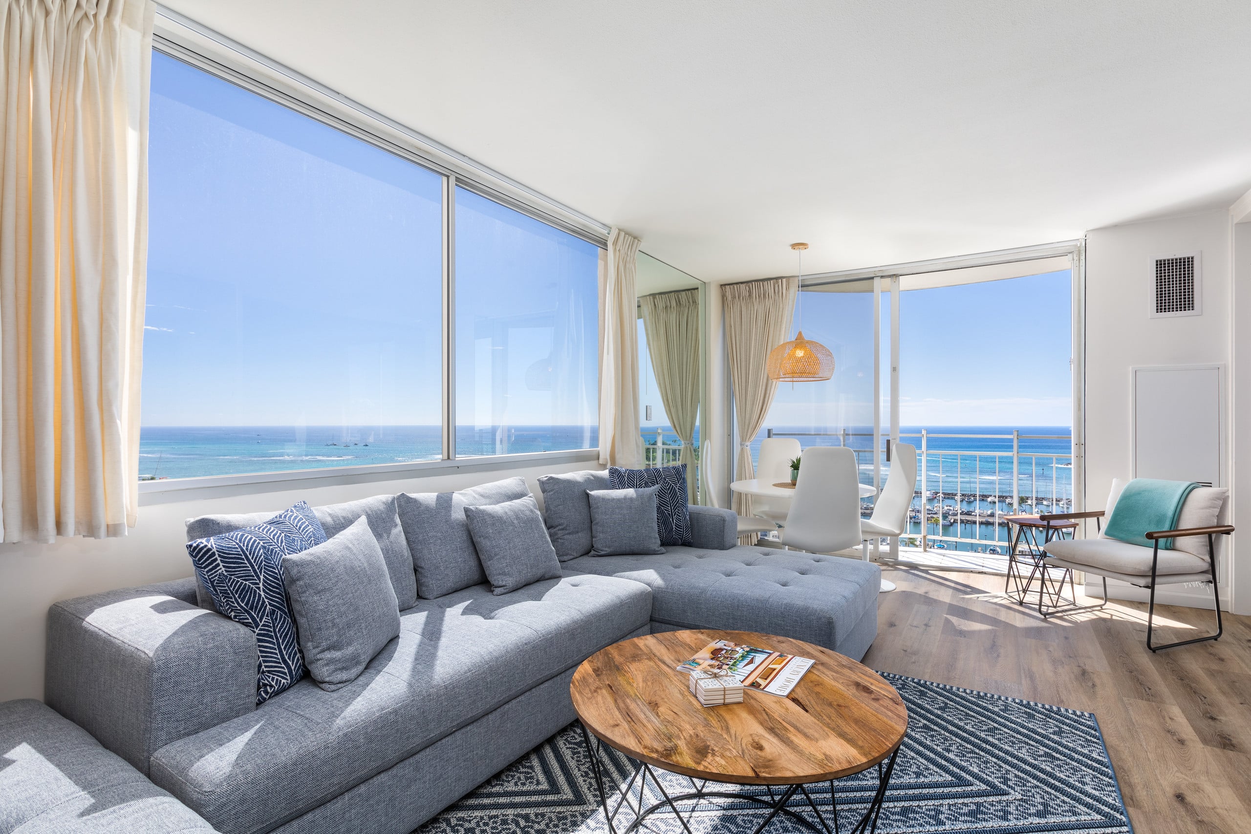 Ilikai Collection # 12. Corner Oceanfront condo ! - Image 4