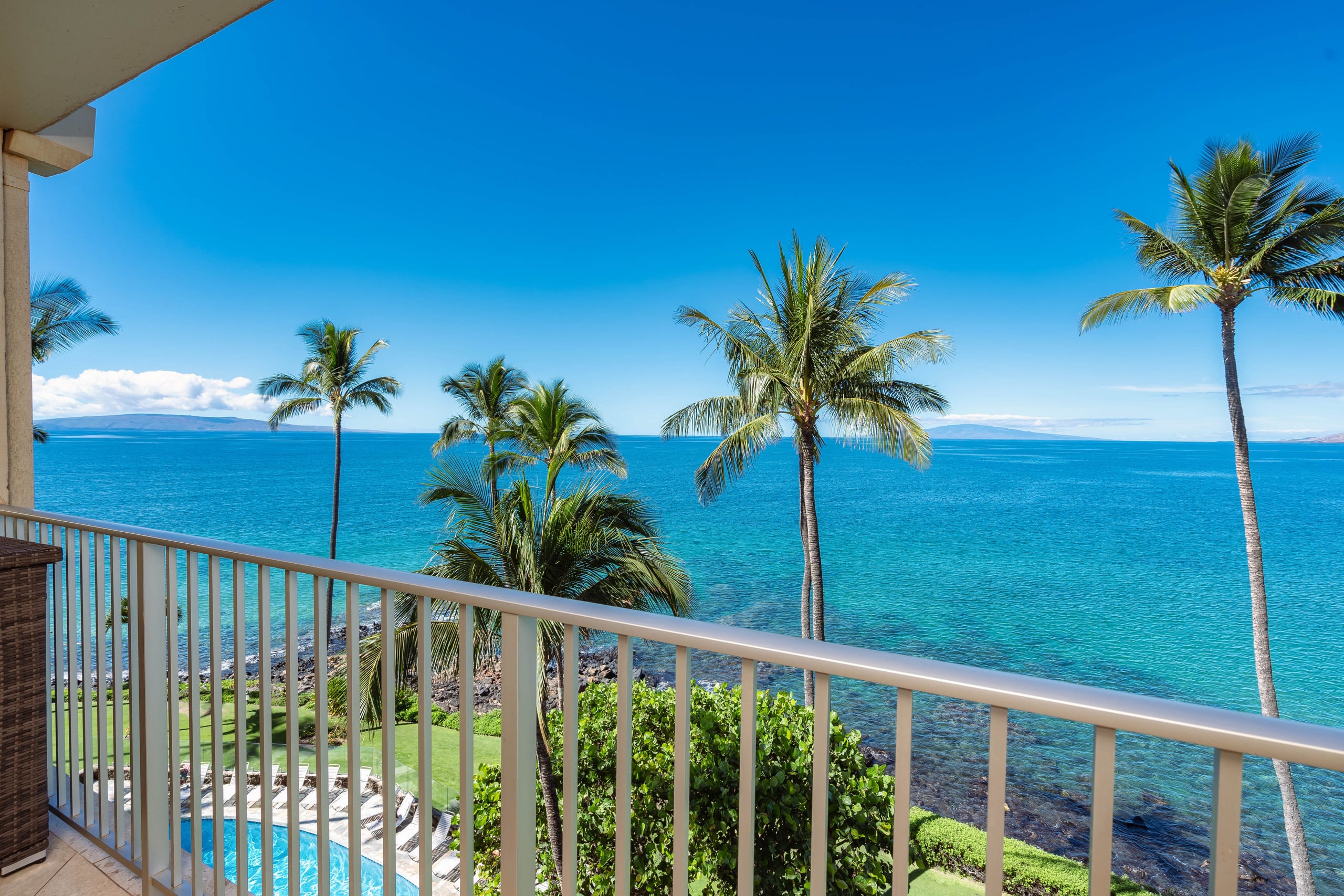 Top Floor-Stunning Ocean Views - Image 13