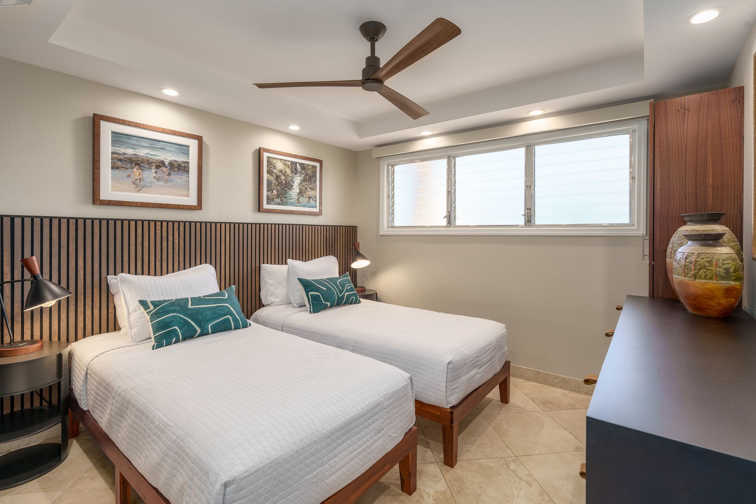 Top Floor-Stunning Ocean Views - Image 6
