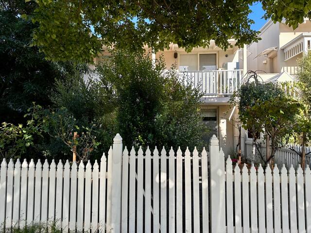 Garden View – 2 Bedroom