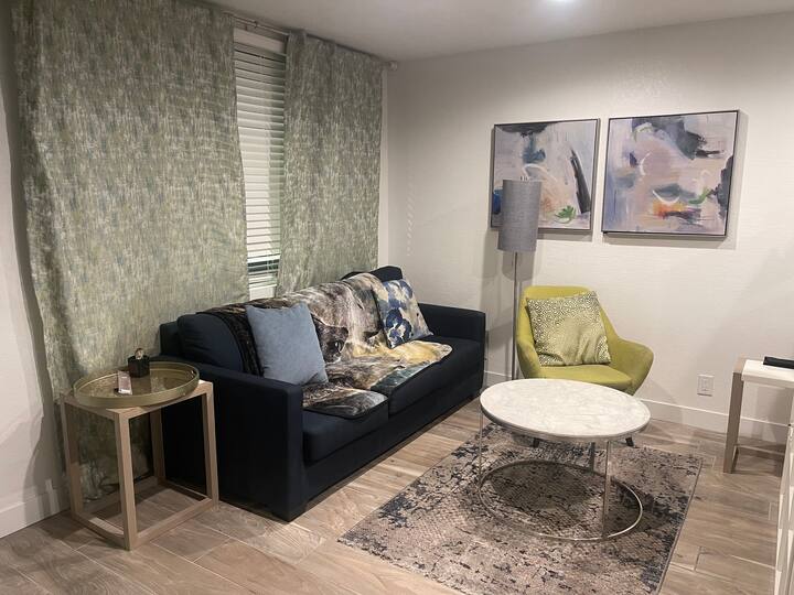 Beautiful loft with lots of amenities Apartments for Rent in Las