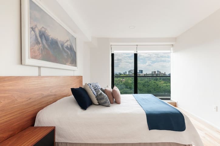 Stunning castle view @ Condesa.