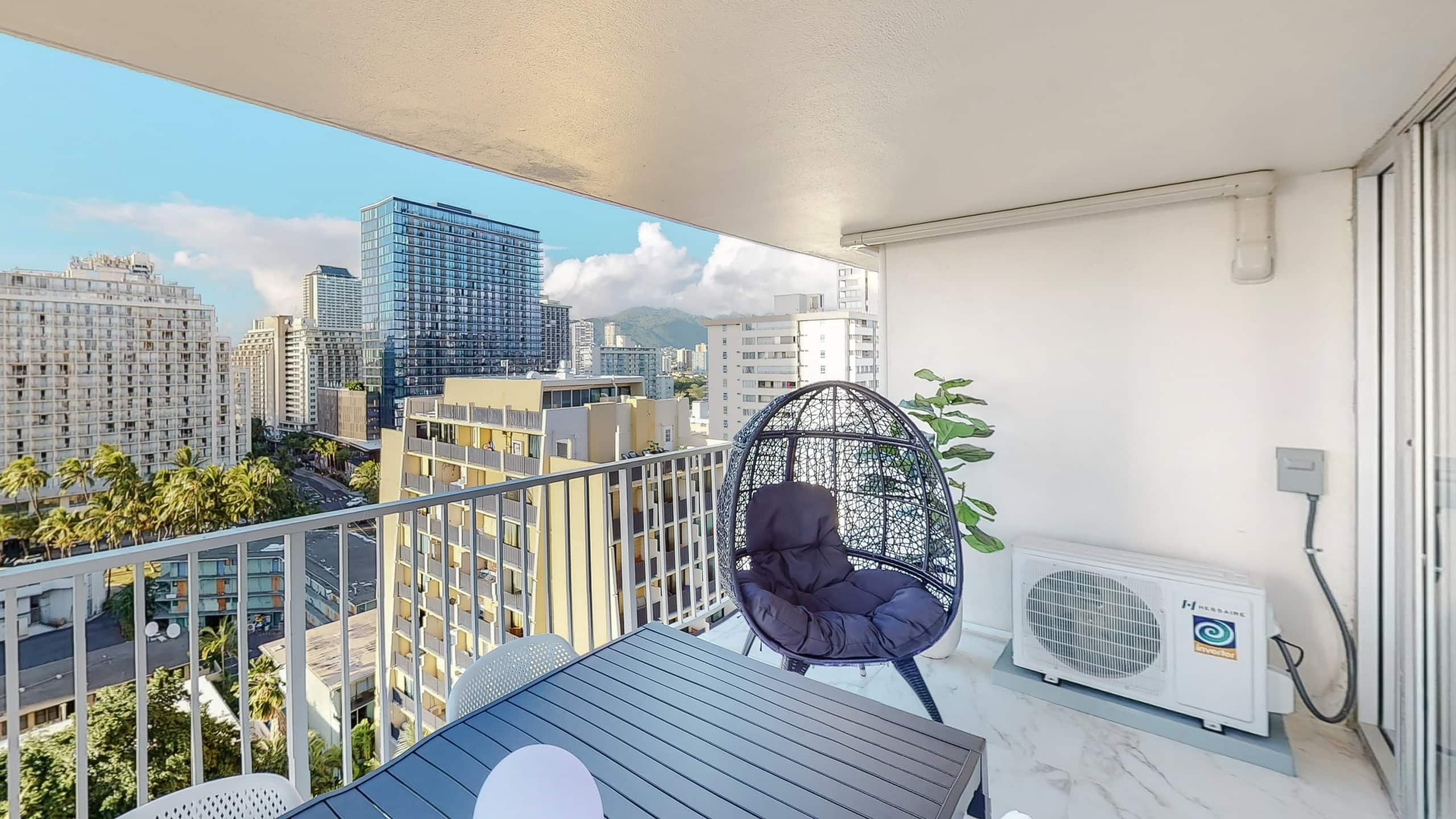 Hotel in Honolulu · ★4.81 · 1 bedroom · 1 bed · 1 private bath - Image 17