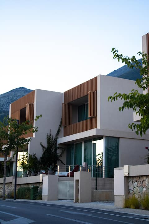 Private Villa - Pure Relaxation, Coastal Paradise