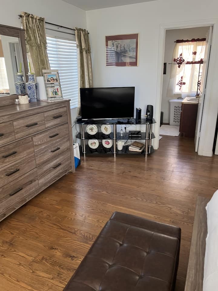 Living Area - Additinal View