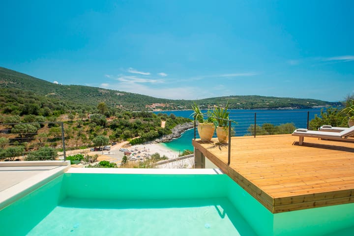 Forum Villas com managed Airbnb listing 2