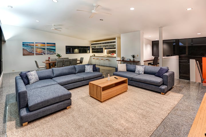 Waves 6 By Hiha - Hamilton Island