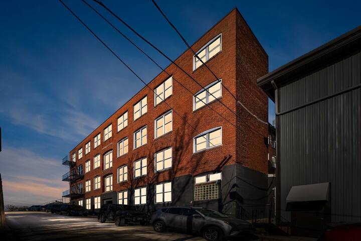 The Sunset Loft at Downtown