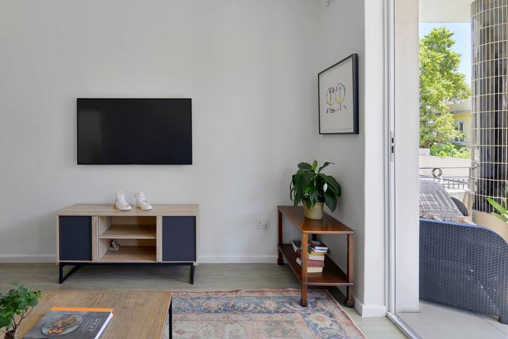 Central Chic Cape Town Apartment gallery image 5
