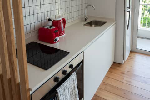Popular Airbnb listing: Cozy Studio Vicente Lopez. Pure light. Garage. in Partido De Vicente López