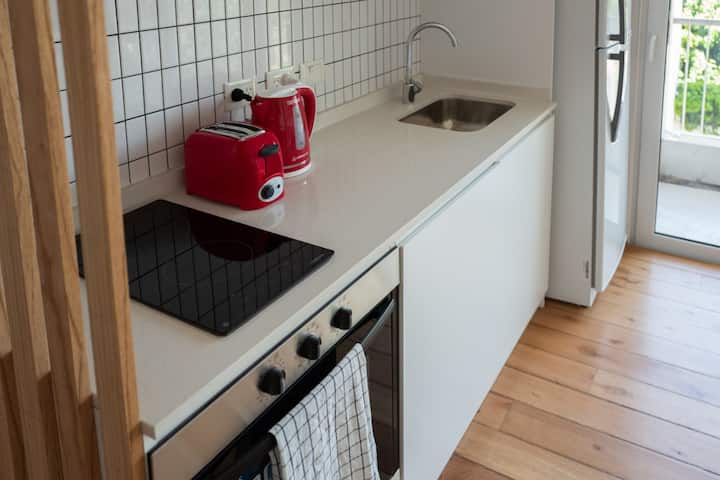 Квартира-студия с балконом и парковкой во Florida