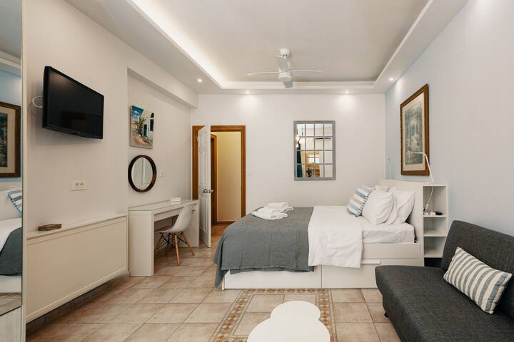 Villa Paparouna with great sea view-large pool gallery image 4