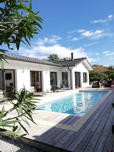 Dreaming of a bright vacation