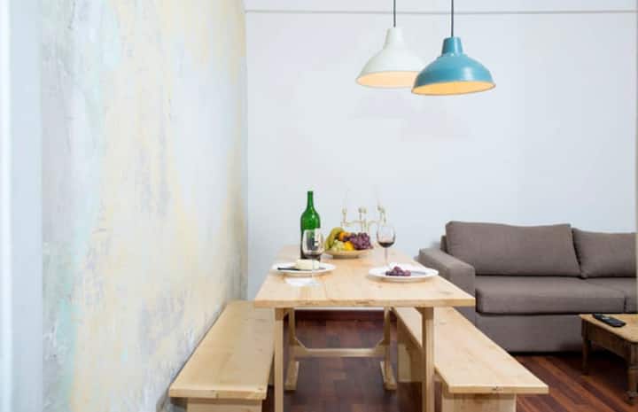 Stylish 1br Apt In Badawi W/ Front Yard & Rooftop - Beirut