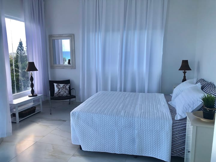 Main bedroom. 