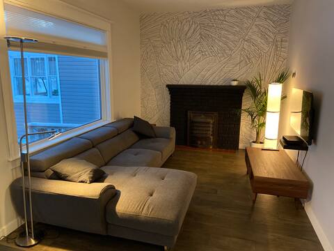 Successful Airbnb property: Updated coziness at Polo Park in Winnipeg